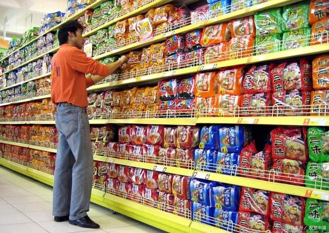 方便食品進(jìn)入熱銷(xiāo)時(shí)期，供不應(yīng)求狀況持續(xù)